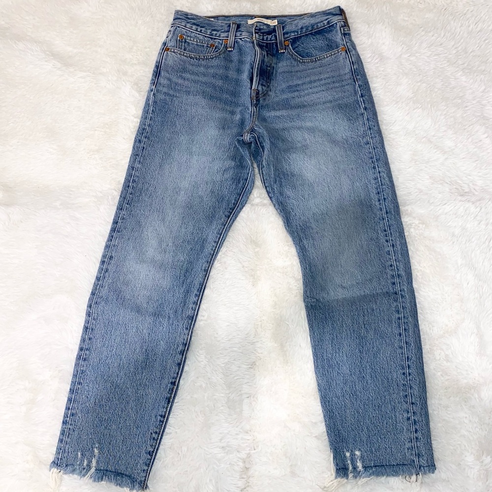 Levi jeans
